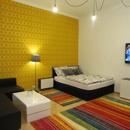 Oscar's 2. Apartment